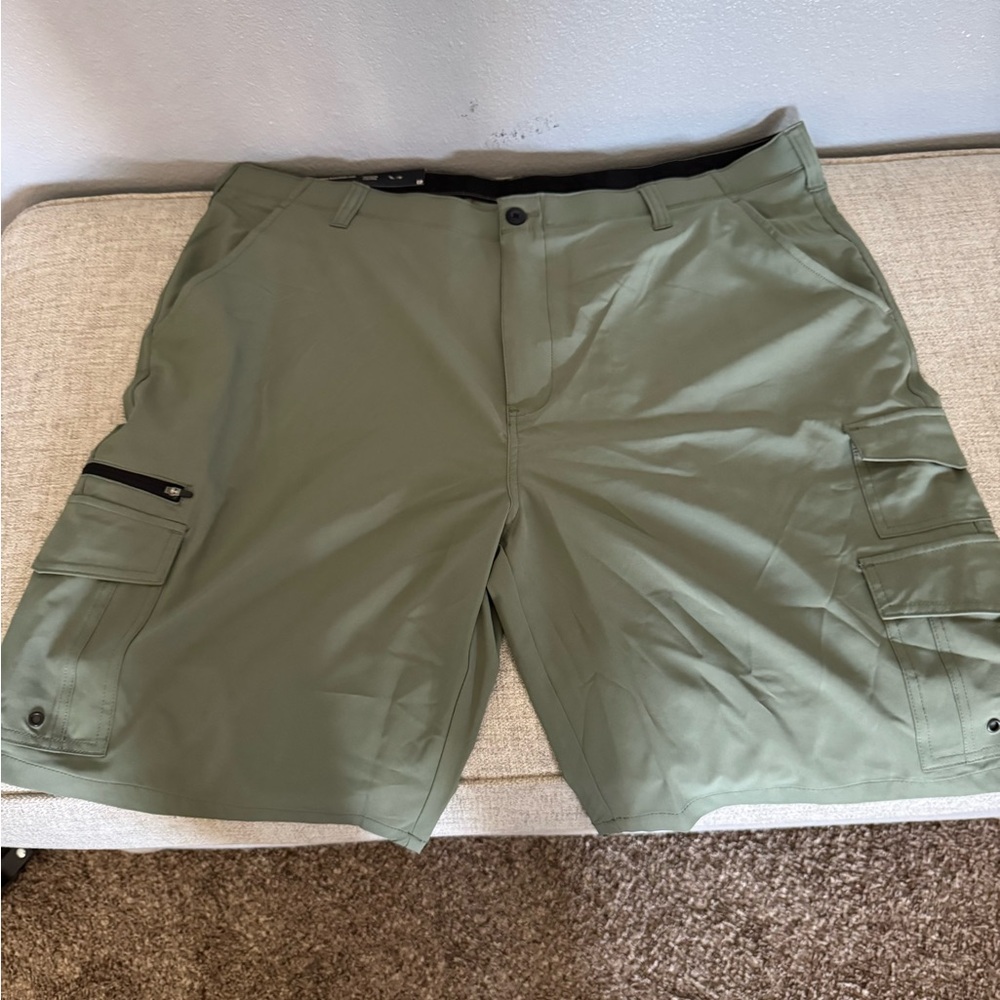 Olive Green Men's Cargo Shorts